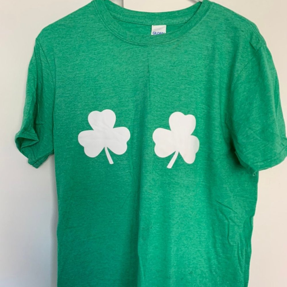 Women's St Patricks Shamrock Shirt - M